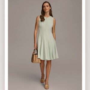 Donna Karan Front Zip Pleated Sleeveless Fit & Flare Dress Mint Green Size 8 NWT